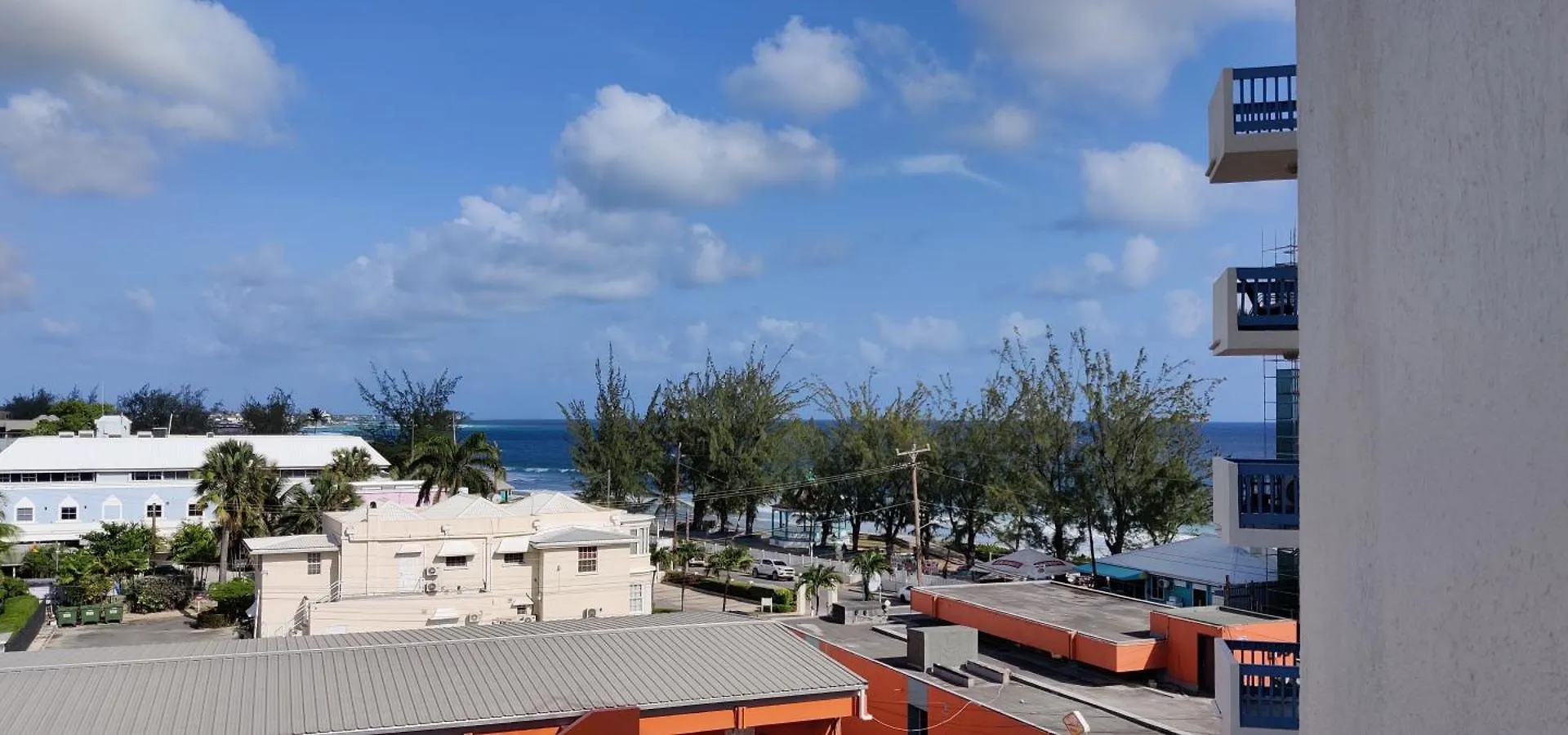 Airy Seaside Apartment, Hastings Barbados