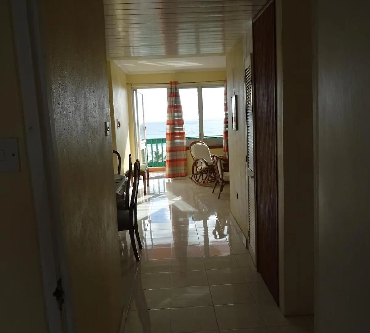 Airy Seaside Apartment, Hastings Barbados 0*, ברידג'טאון ברבדוס