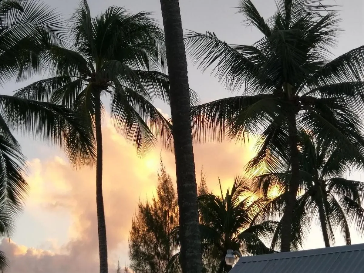 דירה Airy Seaside Apartment, Hastings Barbados
