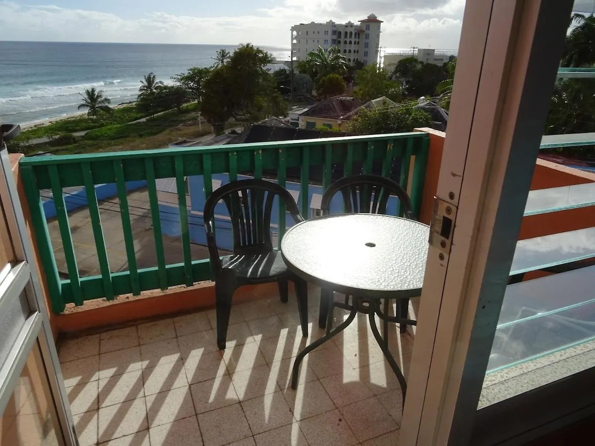 Airy Seaside Apartment, Hastings Barbados 0*, ברידג'טאון